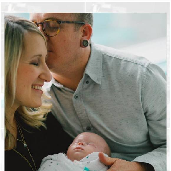 Meet your Posher, Tya - Picture 1 of 1